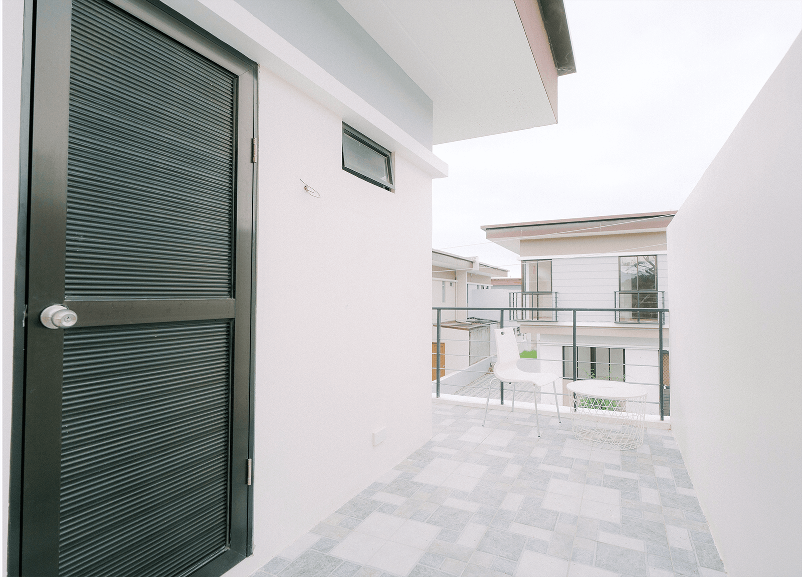 AR2 Amaranth - Landscape - opt (23)