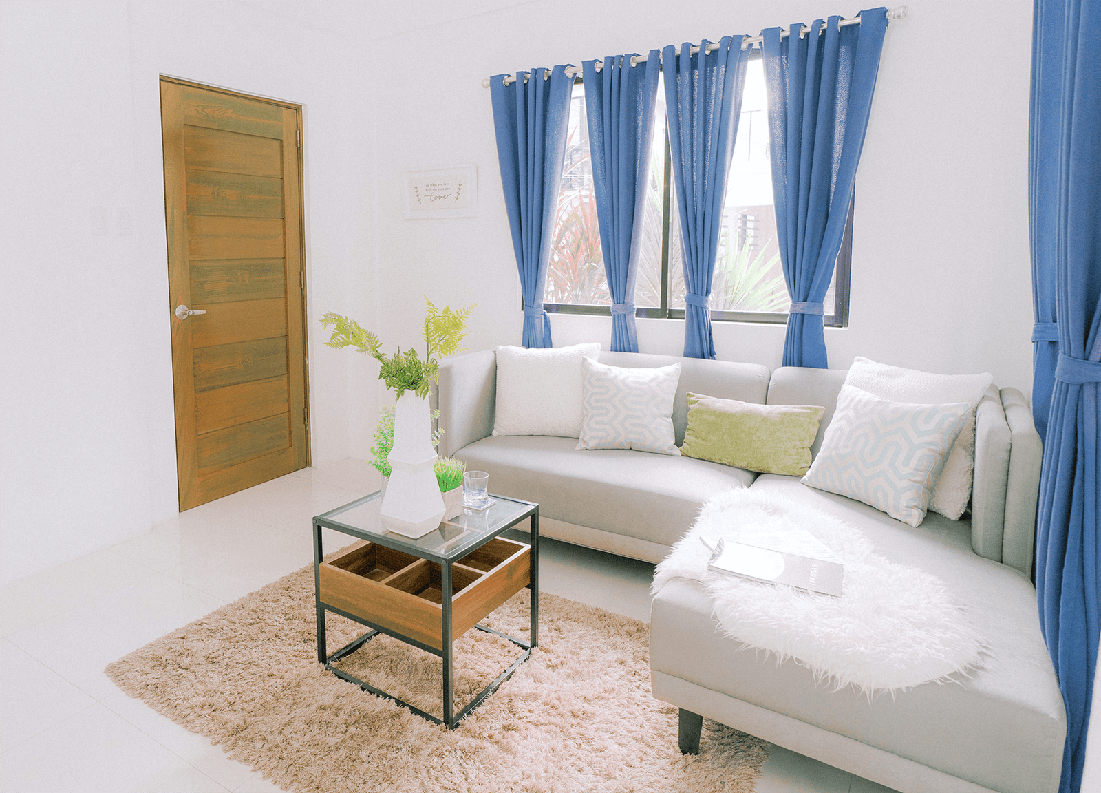 AR2 - Carmine - landscape - amiya rosa two - opt (18)