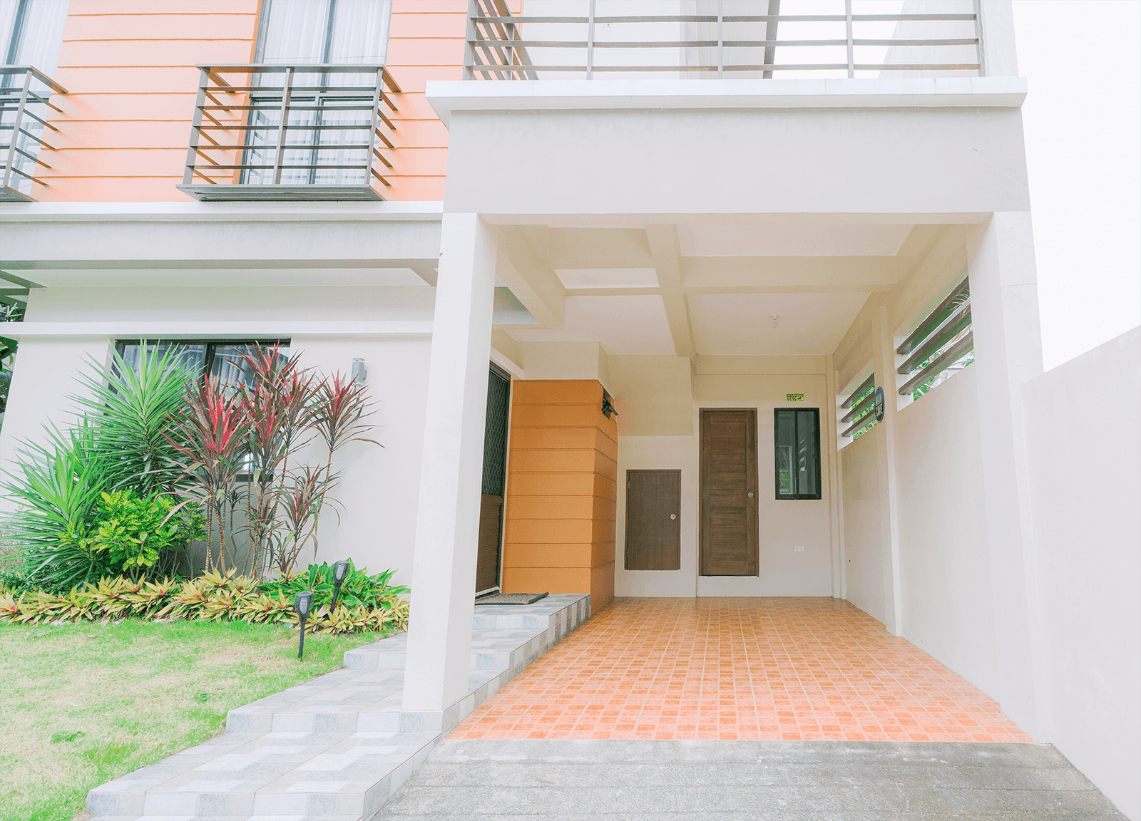 AR2 - Carmine - landscape - amiya rosa two - opt (24)